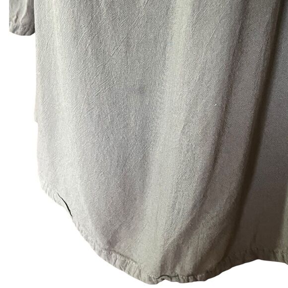 Elegant Green Women's Blouse - Picture 9 of 16